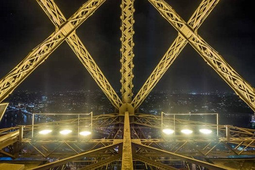 Iluminação interna da torre